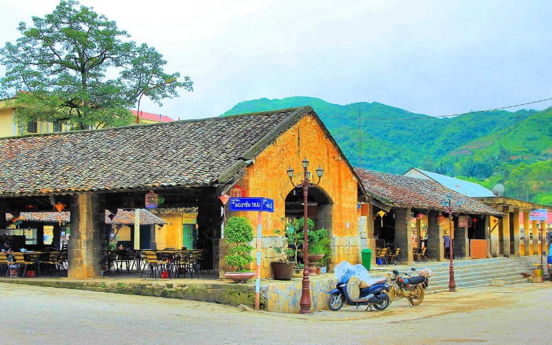 Phố cổ Đồng Văn