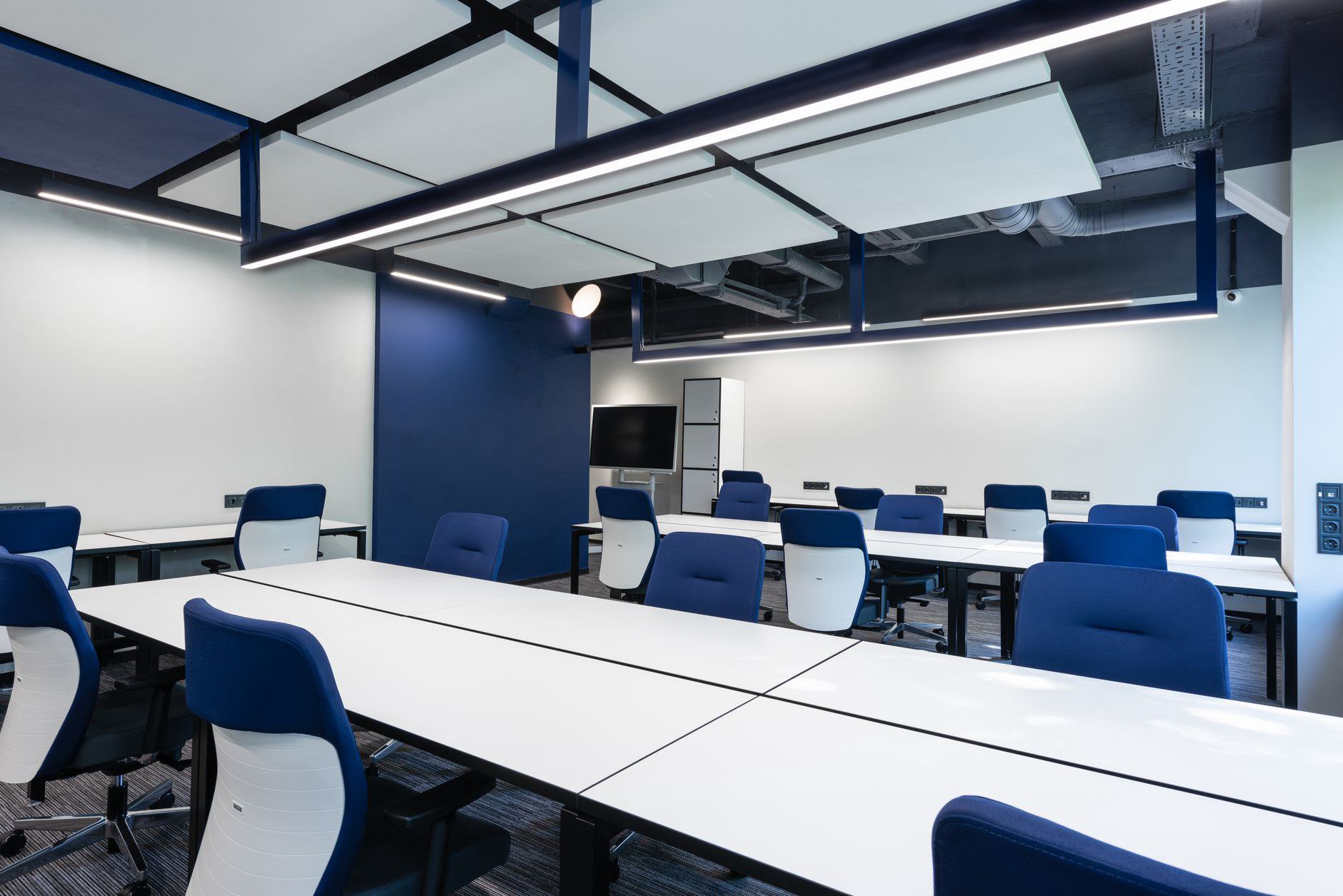 Màn hình LED phòng họp: nâng cấp hợp tác xã nông nghiệp